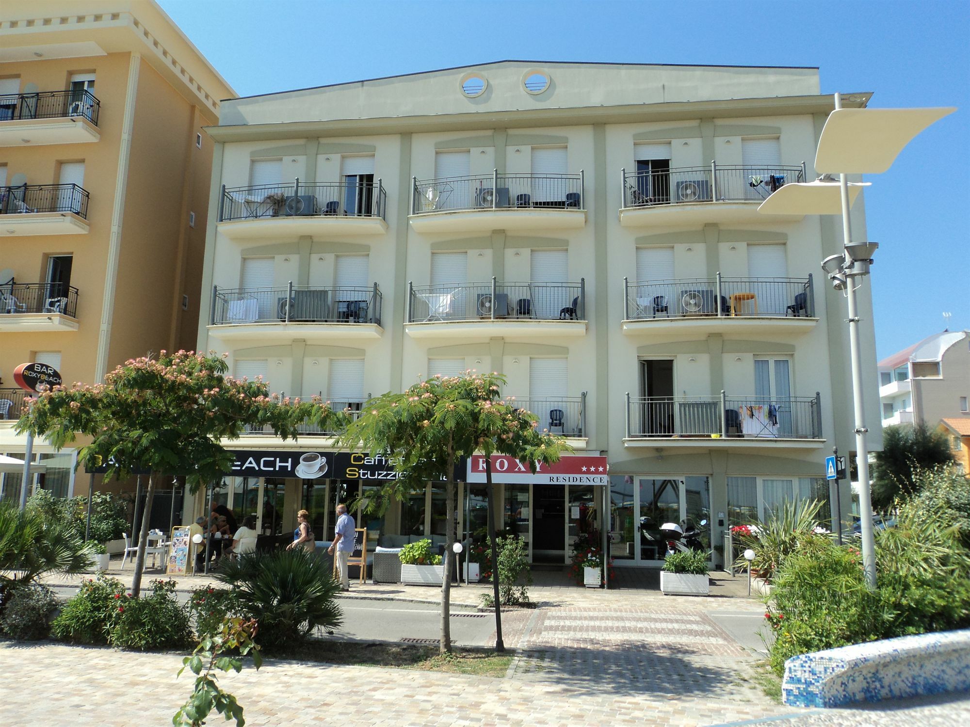 Residence Roxy Misano Adriatico Exterior foto